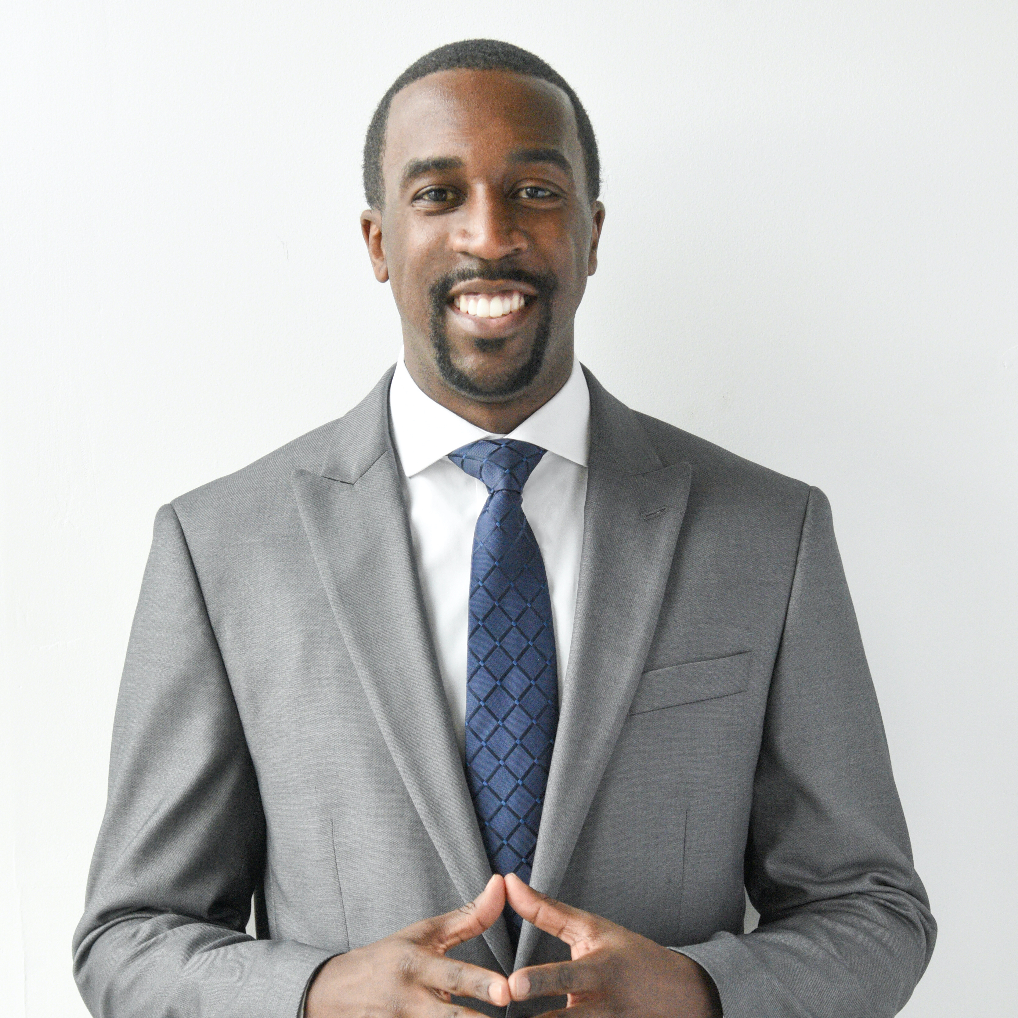 Dr. Marcus Belin